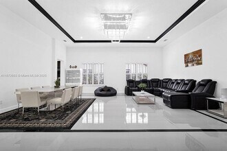 2952 NW 84th Terrace in Pembroke Pines, FL - Building Photo - Building Photo