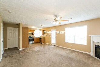 521 Carlton Pointe Dr in Palmetto, GA - Building Photo - Building Photo