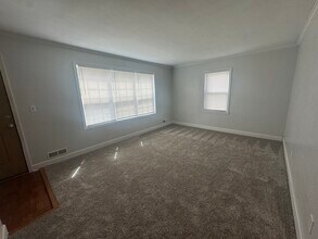 9708 E Kentucky Rd in Independence, MO - Building Photo - Building Photo