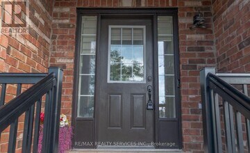 107 Frenchpark Cir in Brampton, ON - Building Photo - Building Photo