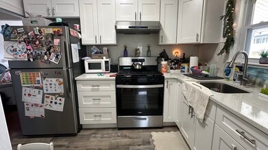 50 Mt Ararat Rd in Quincy, MA - Building Photo - Building Photo