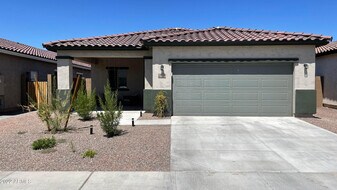 19460 N 27th Pl in Phoenix, AZ - Building Photo