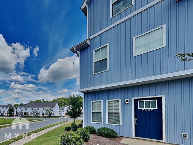 property at 2387 Eagle Creek Ct