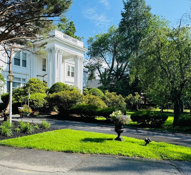 property at 600 Washington St