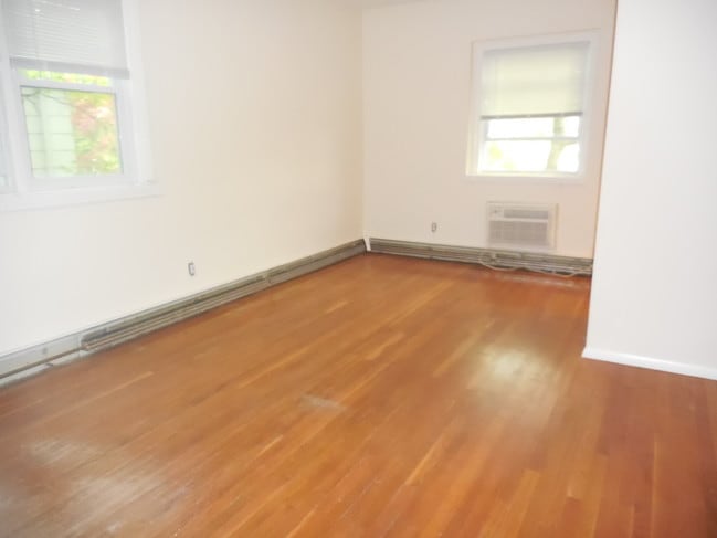 2018 Commonwealth Ave in Boston, MA - Building Photo - Building Photo