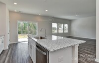 2111 Belterra Dr in Charlotte, NC - Building Photo - Building Photo