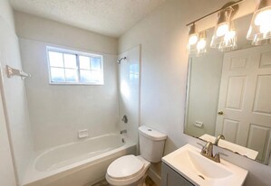 976TAMMY COVE Ln in Jacksonville, FL - Building Photo