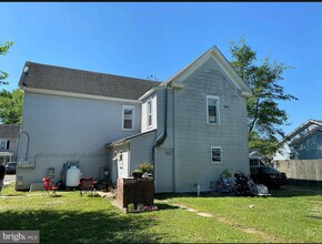 211 Greenridge Rd, Unit B in Federalsburg, MD - Foto de edificio - Building Photo