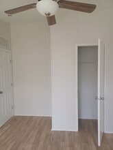 921 Elkport St in West Orange, TX - Building Photo - Building Photo