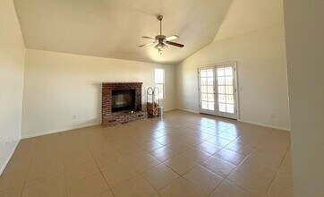 8861 Grove Ave in California City, CA - Building Photo - Building Photo