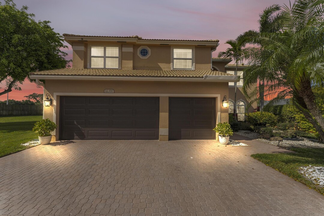 12370 St Simon Dr in Boca Raton, FL - Building Photo