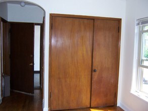 2330 Euclid Heights Blvd-Unit -307 in Cleveland, OH - Building Photo - Building Photo