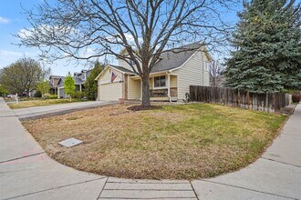 12091 Forest Way in Thornton, CO - Building Photo - Building Photo