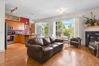 5401 S Park Terrace Ave, Unit 102 in Greenwood Village, CO - Building Photo - Building Photo