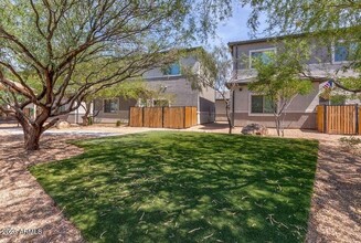 35035 N North Vly Pkwy, Unit 3 in Phoenix, AZ - Building Photo - Building Photo