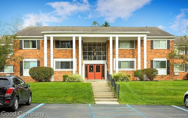 property at 525 Fairbrook St