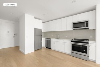 1 Ocean Dr in Brooklyn, NY - Building Photo - Building Photo