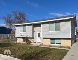 3632 Ashland Cir in West Jordan, UT - Building Photo