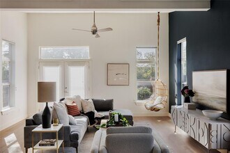 1205 McKinley Ave in Austin, TX - Building Photo - Building Photo