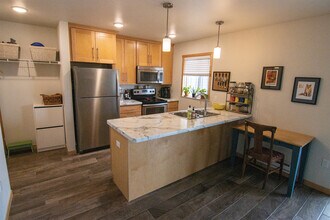 3008 Gillette St in La crosse, WI - Building Photo - Building Photo