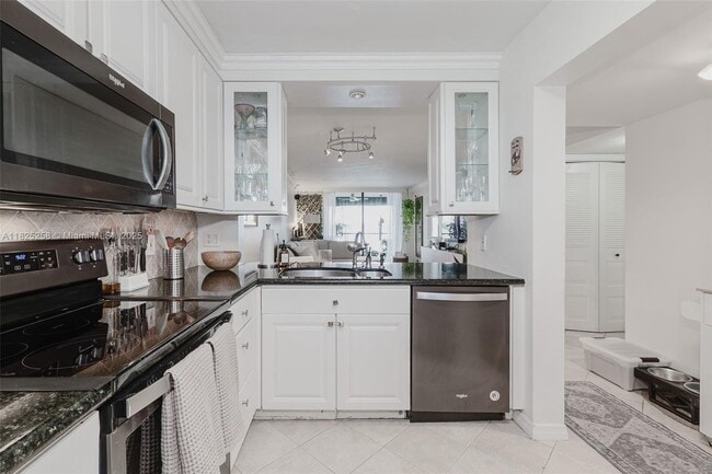 property at 110 Lake Emerald Dr
