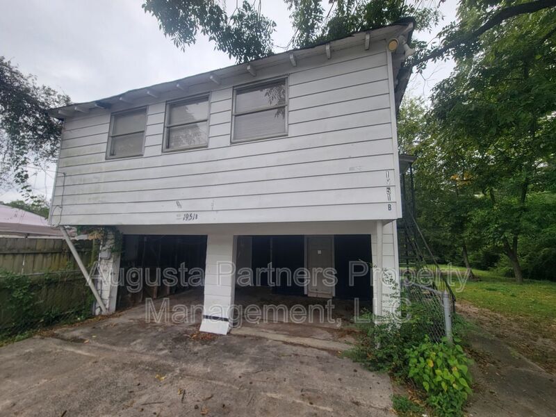 1951 Barnes Rd in Augusta, GA - Building Photo