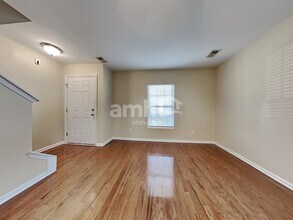 409 Lakewind Dr in Moncks Corner, SC - Building Photo - Building Photo
