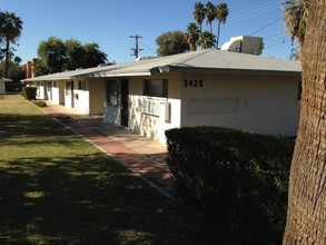 3426 N 38th St in Phoenix, AZ - Building Photo - Building Photo