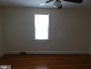 702 Delaware St in New Castle, DE - Building Photo - Building Photo