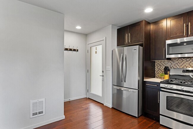 8601 Delridge Wy SW in Seattle, WA - Building Photo - Building Photo