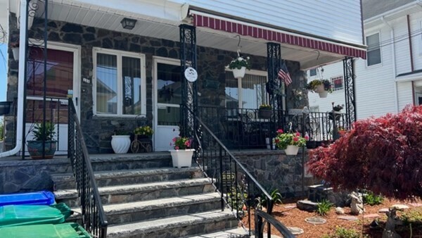124 Willis Ave-Unit -2nd Floor in Medford, MA - Building Photo - Building Photo