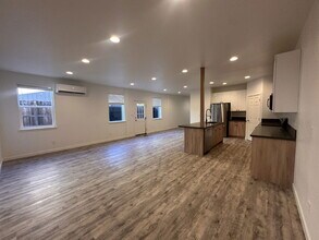 20611 Independence Way in Bend, OR - Building Photo - Building Photo