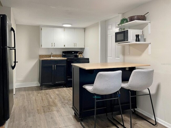 333 9th Ave N, Unit B in St. Petersburg, FL - Building Photo - Building Photo