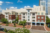 Attain Downtown East in Norfolk, VA - Foto de edificio - Building Photo