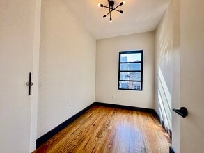 604 Palisade Ave, Unit 1 in Jersey City, NJ - Foto de edificio - Building Photo