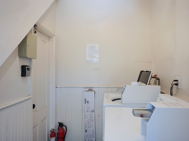9 West St in Bristol, RI - Building Photo - Building Photo