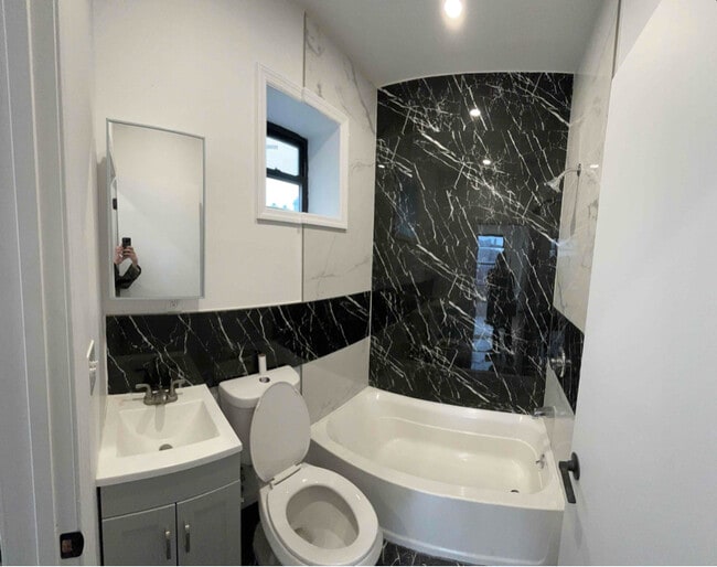 2616 Avenue D in Brooklyn, NY - Building Photo - Building Photo