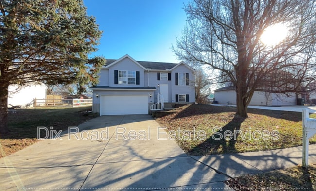 property at 624 Meadow Brook Pl