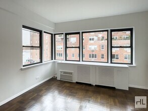 BEEKMAN PLACE in New York, NY - Building Photo - Building Photo