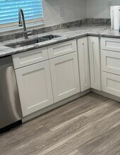 417 Banana Cay Dr, Unit G in South Daytona, FL - Foto de edificio - Building Photo