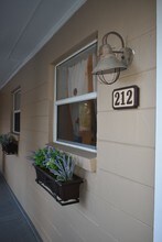 4836 Atlantic Blvd, Unit 212 in Jacksonville, FL - Foto de edificio - Building Photo