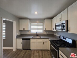 2601 20th St in Santa Monica, CA - Building Photo - Building Photo