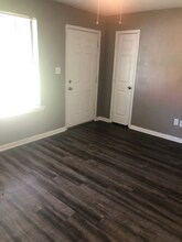 1843 W Jackson St-Unit -B in Tupelo, MS - Building Photo - Building Photo