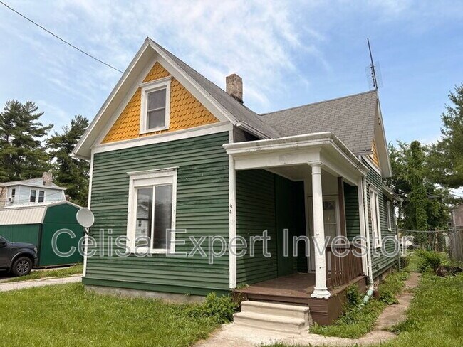 property at 448 W Wildwood Ave