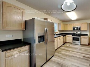 1714 Stonegate Dr in Montgomery, IL - Building Photo - Building Photo