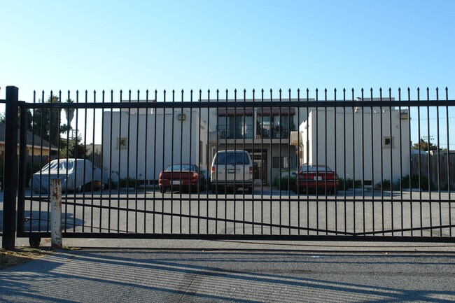 336 Central Ave in Salinas, CA - Foto de edificio - Building Photo