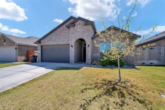 3119 Mearns Ct in Midland, TX - Building Photo - Building Photo