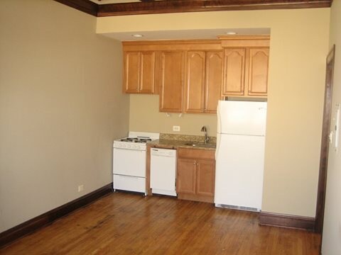 4755 N Sawyer Ave in Chicago, IL - Building Photo