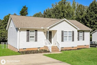 305 Albertson Rd in Thomasville, NC - Building Photo - Building Photo