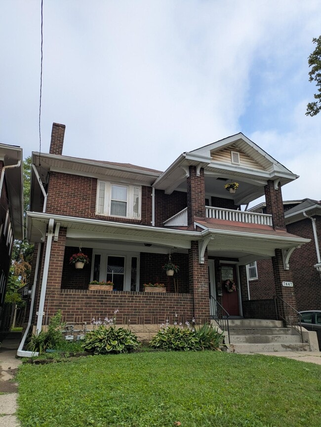 7447 Schoyer Ave, Unit 1